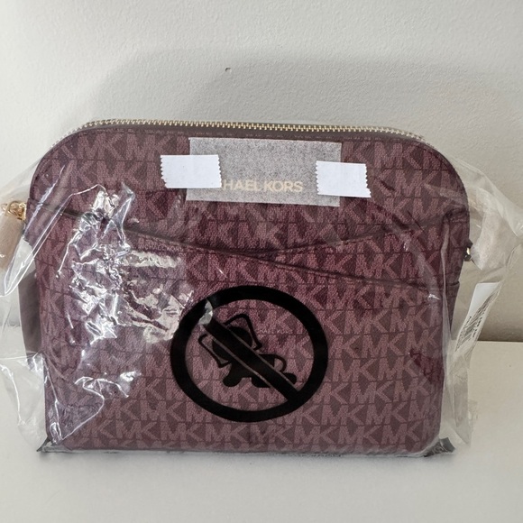 Michael Kors Handbags - Michael Kors Burgundy Crossbody Bag